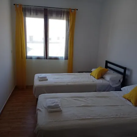 La Via Miguel-Ibanez