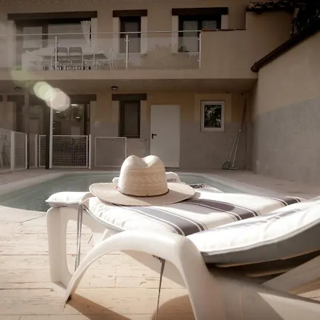 La Via Miguel-Ibanez