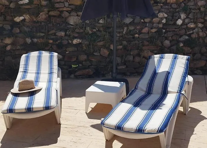 La Via Miguel-Ibanez